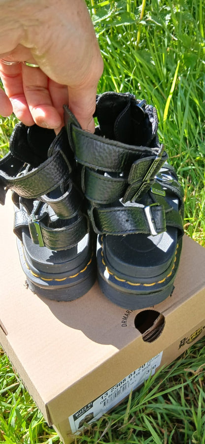 Dr Martens size 6