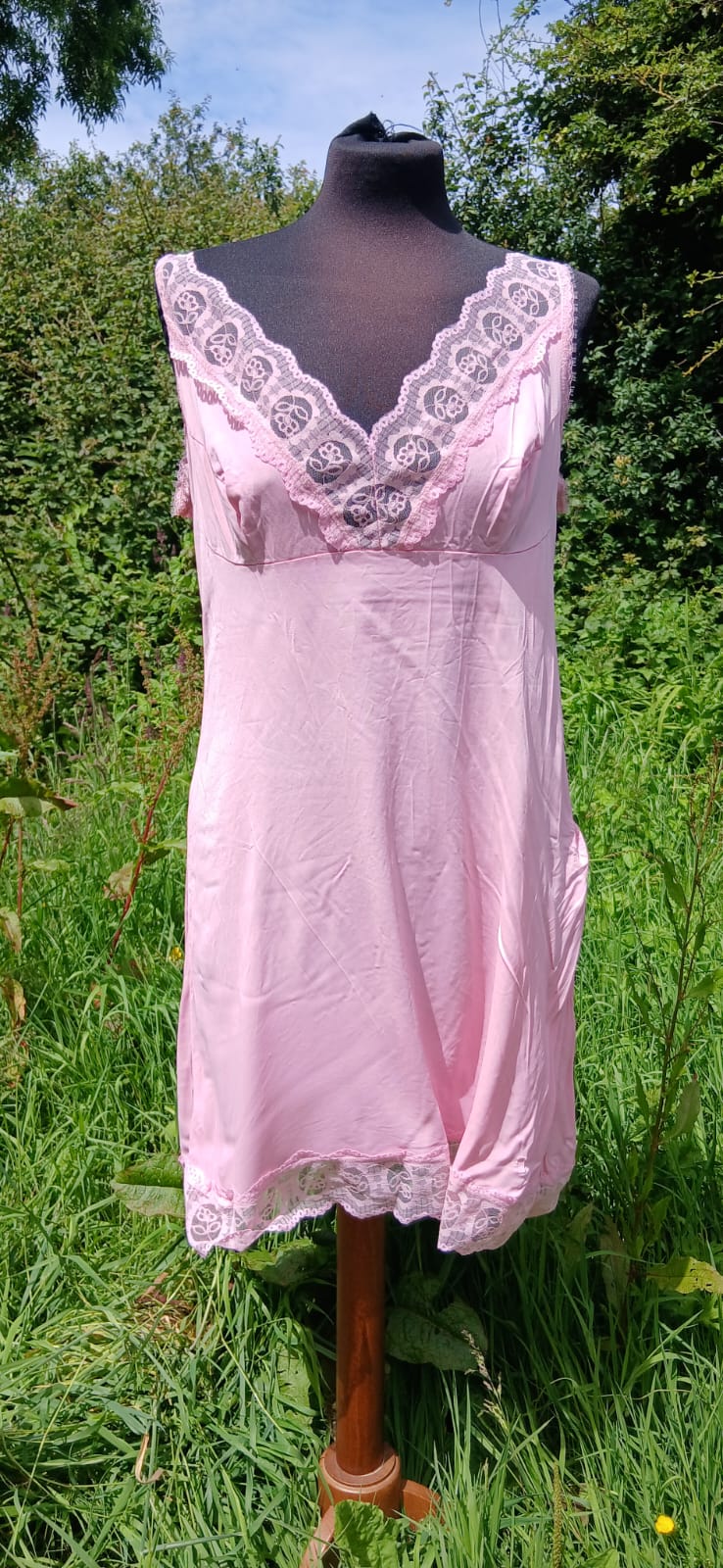 Vintage slip large