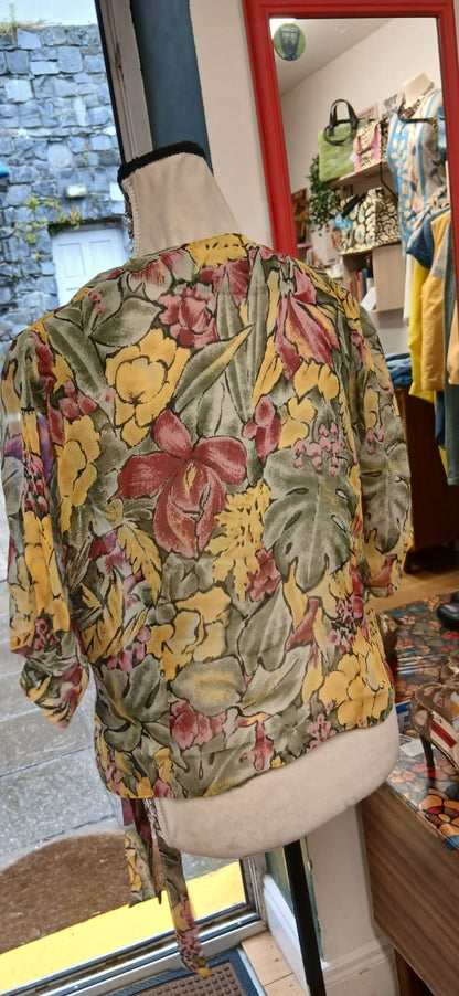 Vintage blouse size 20