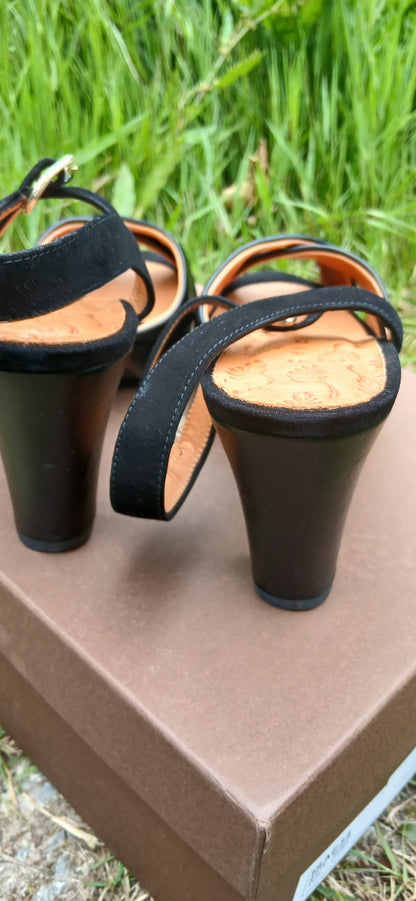 Chie Mihara Heels size 8