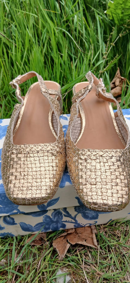 Sezane pumps size 6