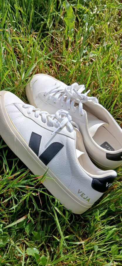 Vejas size 8