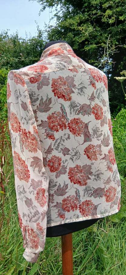 Vintage blouse size 14
