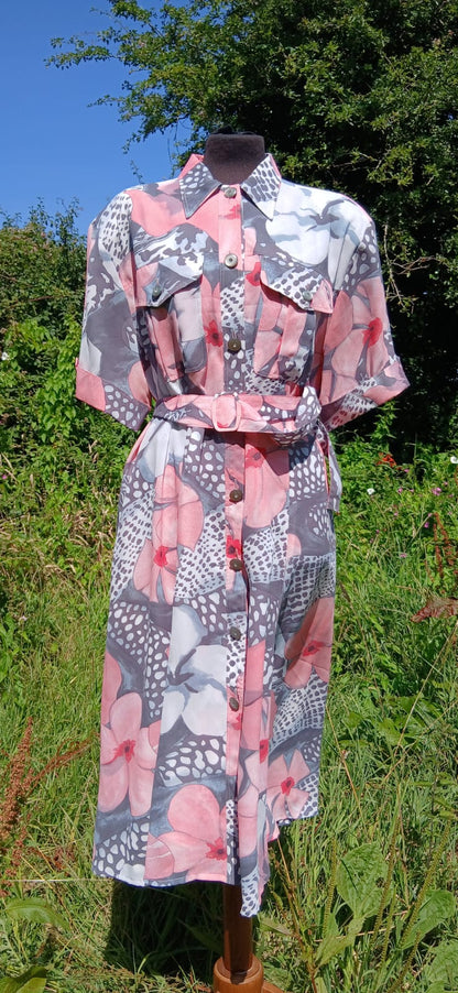 Vintage dress size 18