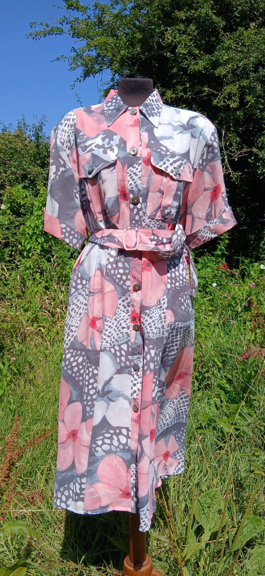 Vintage dress size 18