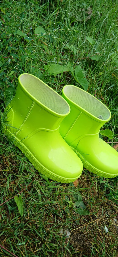 UGG size 5