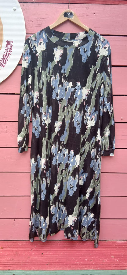 Carolyn Donnely dress size 14