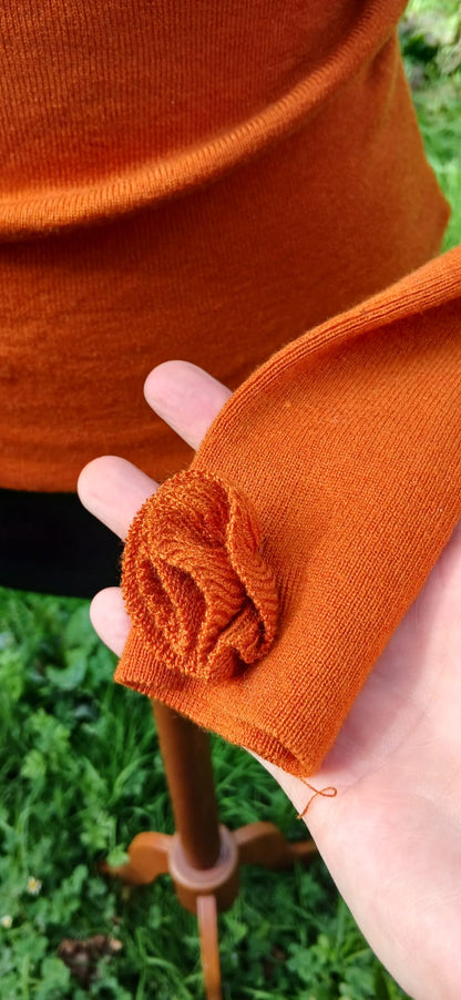 Orange top