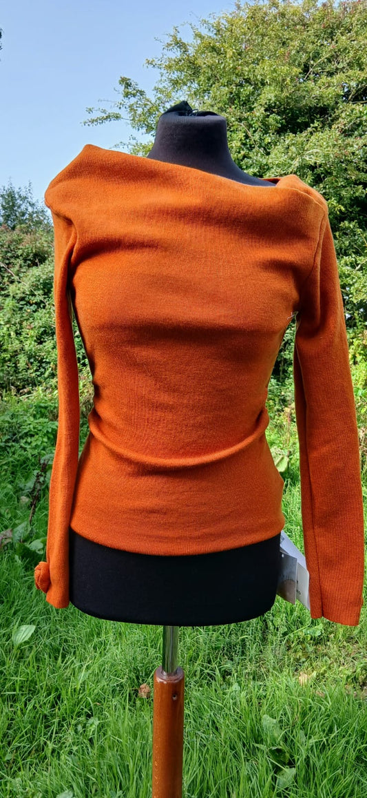 Orange top