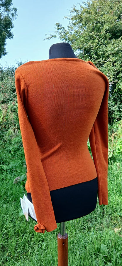 Orange top