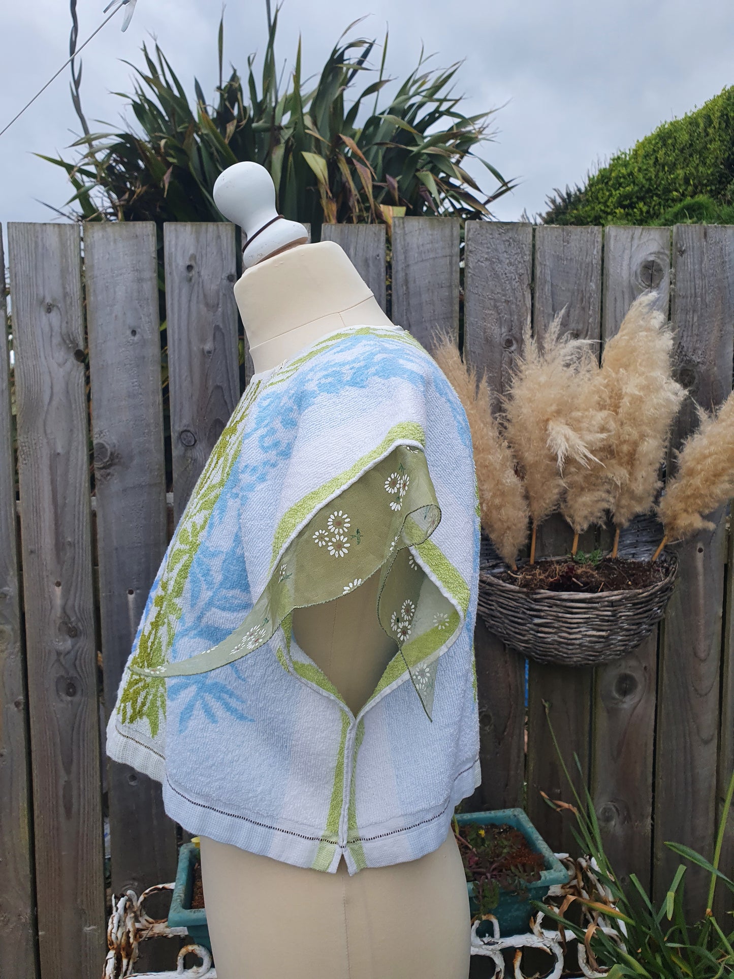 Vintage Towel Top Size 8 - 10